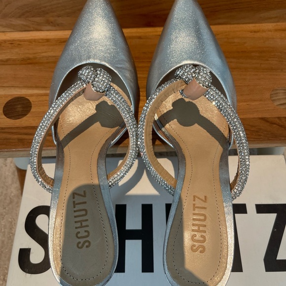 NBW Schutz Pearl silver metallic heel with crystal details - Picture 6 of 6